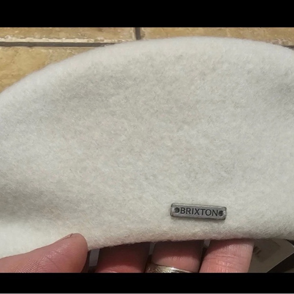 New Brixton  Audrey Beret Beige 10790  Hat Size: Medium